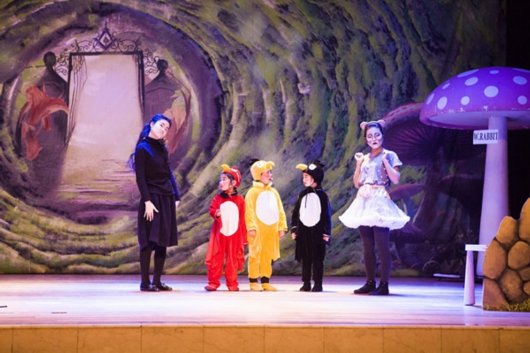 儿童音乐剧《爱丽丝梦游仙境》上海演出经典回