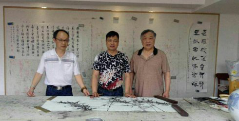 书画家江上的山水艺术作品市扬价许会再度攀高