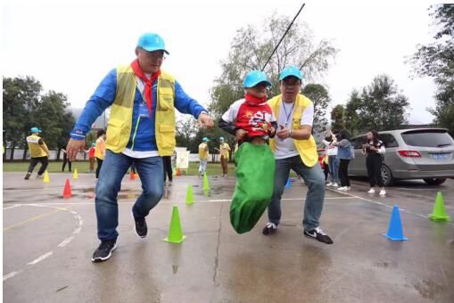 激发潜能 成就梦想 立邦志愿者探访丽水金竹小